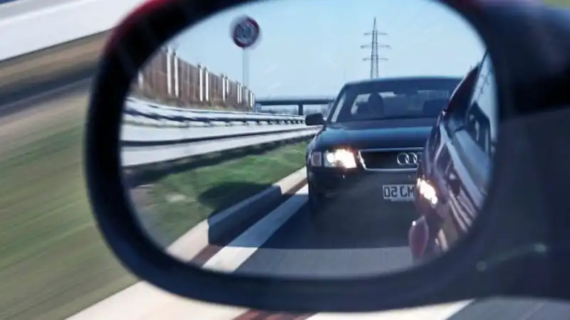 Lesen Sie mehr über den Artikel 5 typov vodičov, ktorých bežne stretneš na cestách